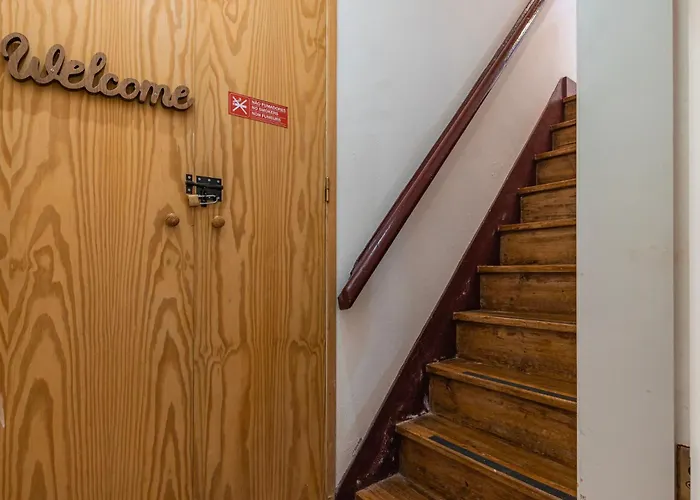 The Point - 2 公寓 *